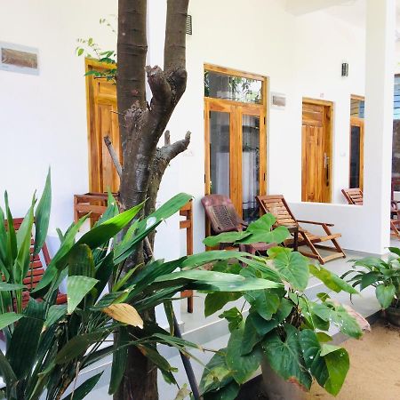 Tropicana Home Stay Arugam Bay Kültér fotó