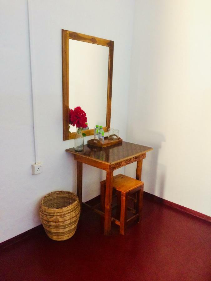 Tropicana Home Stay Arugam Bay Kültér fotó